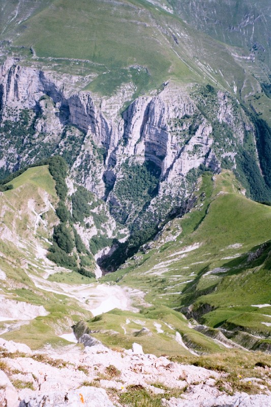 Il vuoto dalla cresta