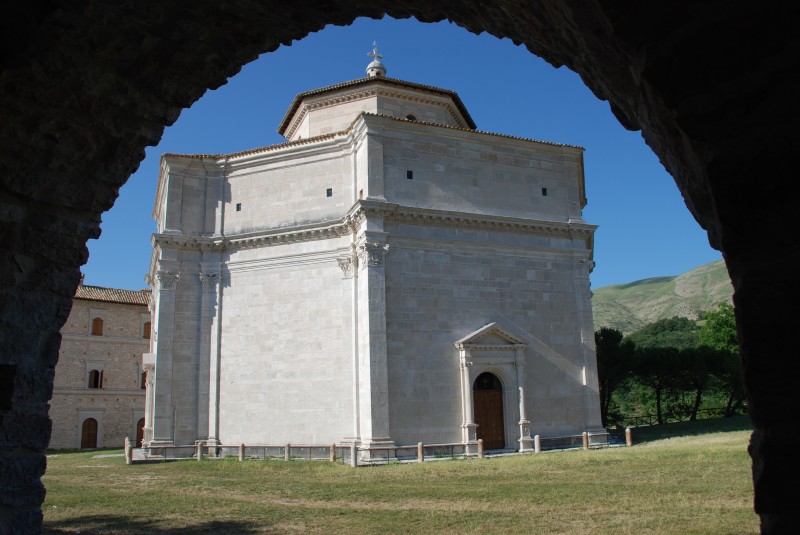 Santuario di Macereto