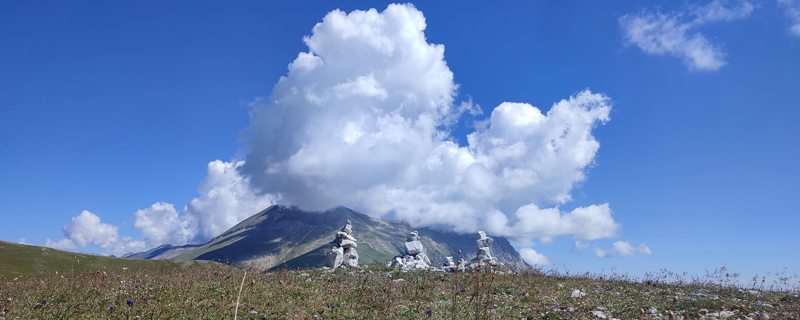 MONTE VETTORE: VISTA DAL SENTIERO PER TUTTI DI FORCA DI PRESTA